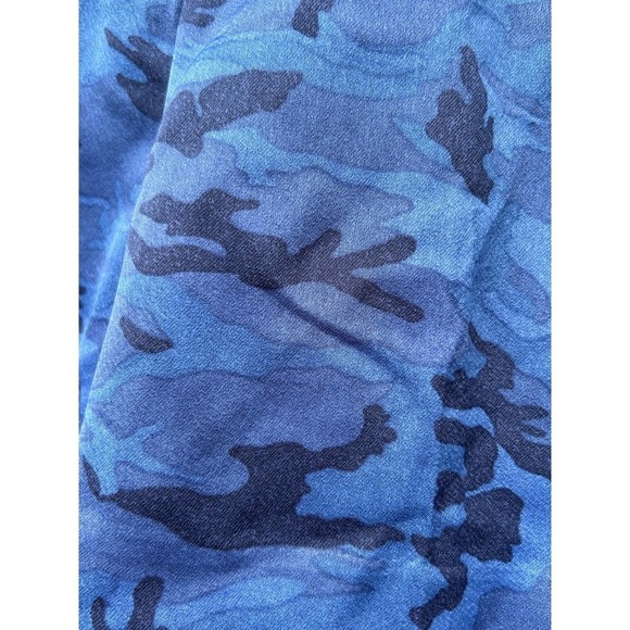 Banana Republic Satin‎ Camouflage Print Short 6 - Picture 4 of 8